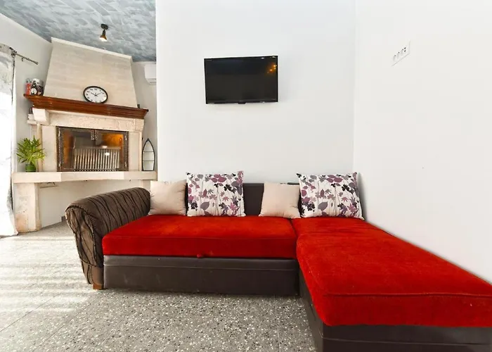 Bright With Pool View Διαμέρισμα Valbandon